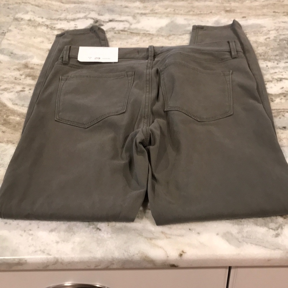 The Loft Legging - Picture 3 of 3